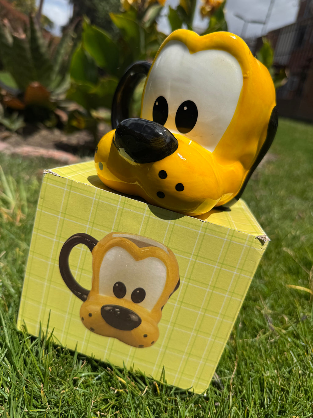Pluto Clásico